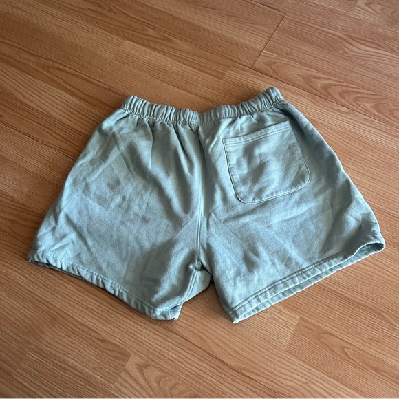 MNML Light Blue Comfort Everyday 5” Shorts Medium - Picture 8 of 8